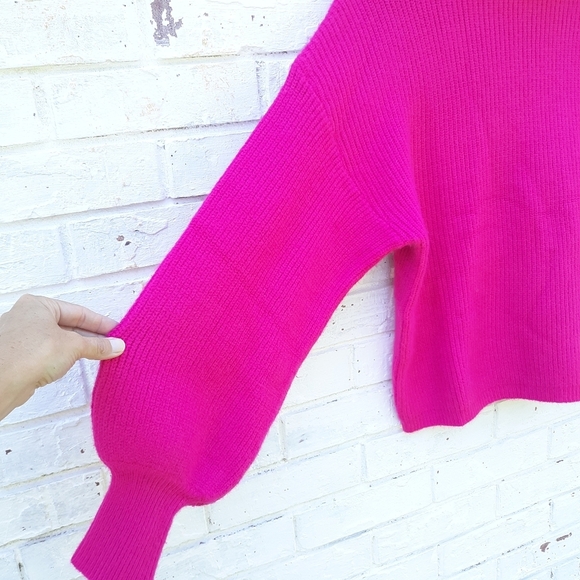 Lumiere Sweater Turtleneck Hot Pink Barbie - Picture 5 of 6